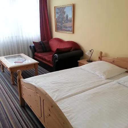 Hotel Alte Rathausschaenke - Garni